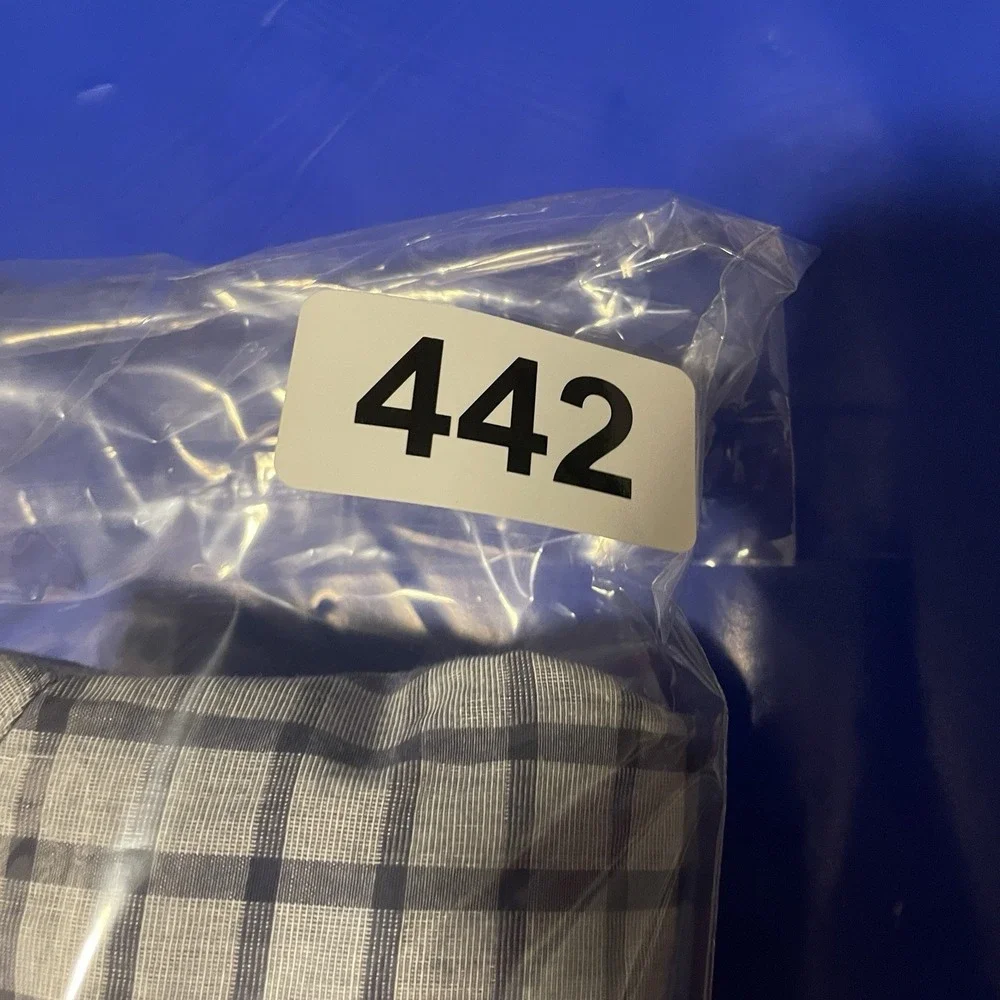 J. Crew Men's M Slim Fit Long Sleeve Button Down Blue Plaid Shirt‎ Style #F4560